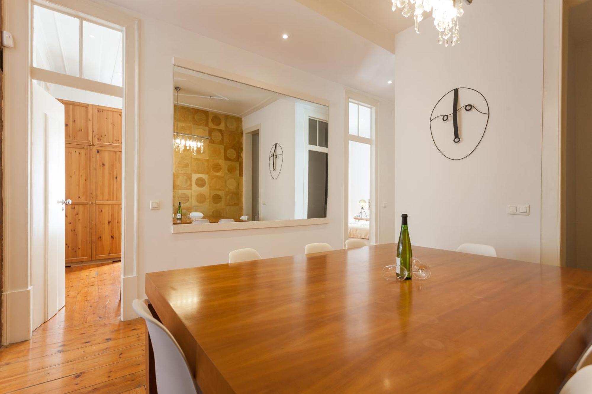 Tejo Vintage Three-Bedroom Apartment - By Lu Holidays Lisbon Exterior photo